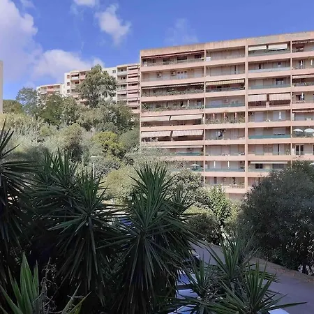 Ajaccio, Pied A Terre ! *